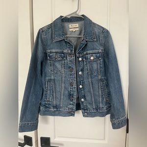 NWOT madewell classic denim jacket size m